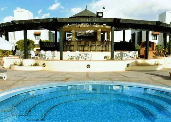Poinciana 3*