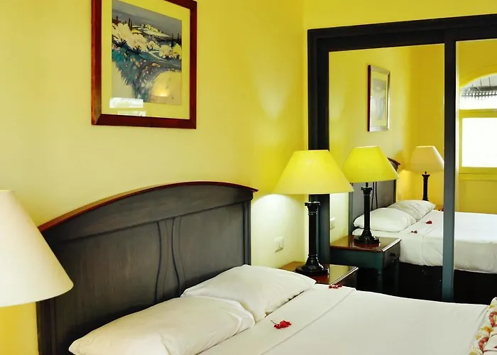 Resort Poinciana